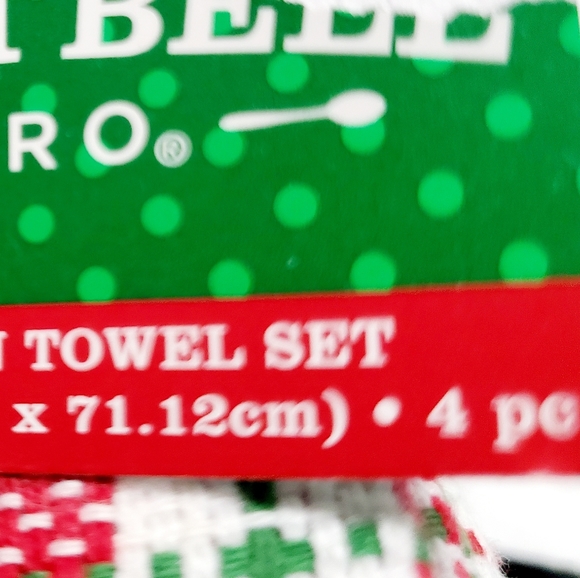 Sleigh Bell Bristo Bundle of kitchen towels and mugs. NEW - Picture 3 of 5